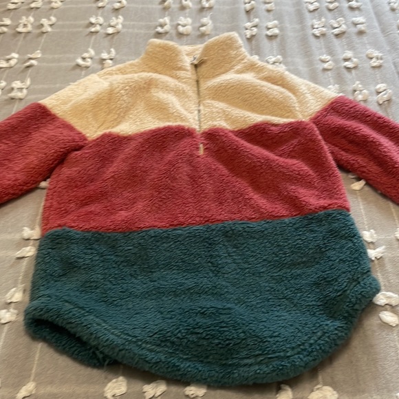 Women’s Fuzzy Pullover 1/4 Zip Sweater - Picture 2 of 6